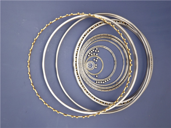 四点接触球薄壁轴承